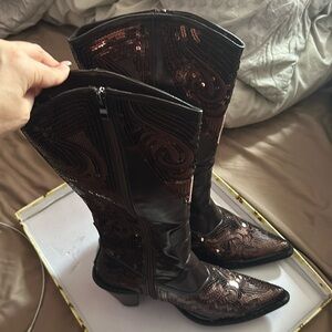 Brand new size 9 cowboy boots